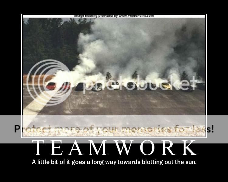 Teamwork Demotivational Poster